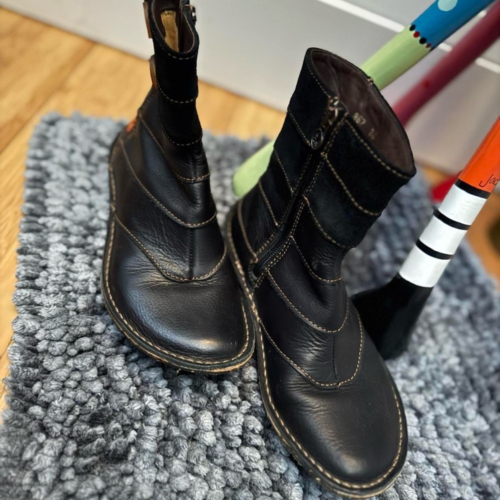 Ankle boot